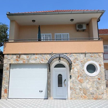 Apartman Delux Brkic Apartment Lozovac Luaran gambar